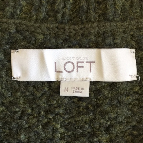 LOFT Cable Knit Exposed Seams 3/4 Sleeve Pullover Sweater, size Medium ❤️ - Picture 8 of 13